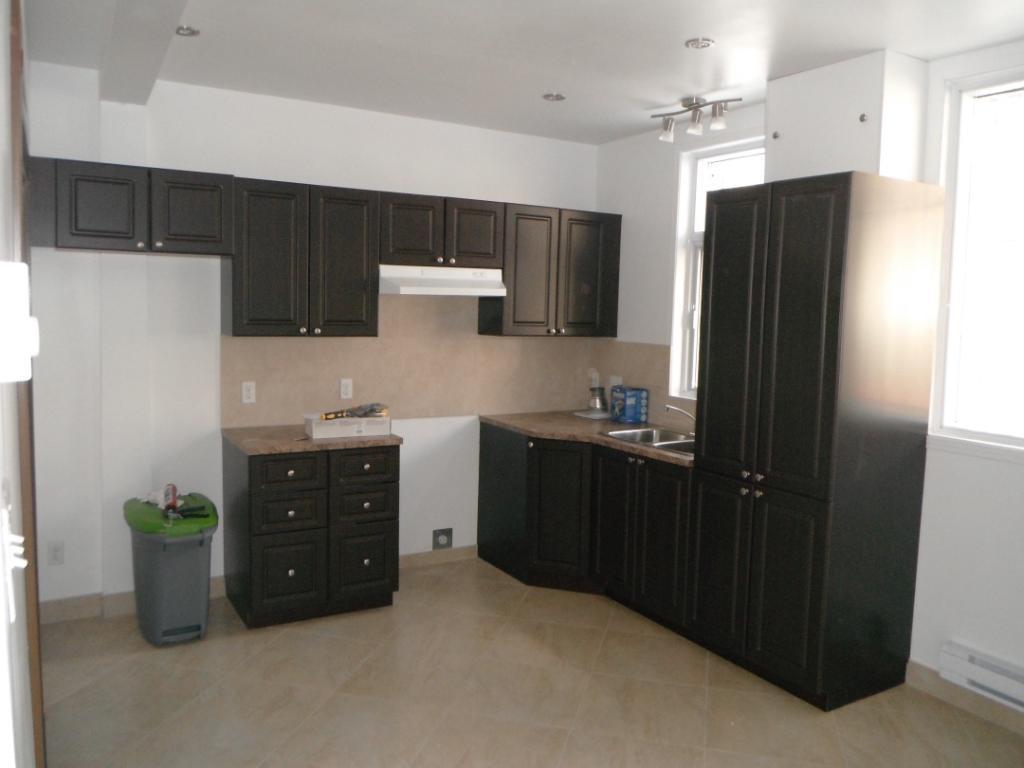 Beau logement près de l petite Italie | 3183674