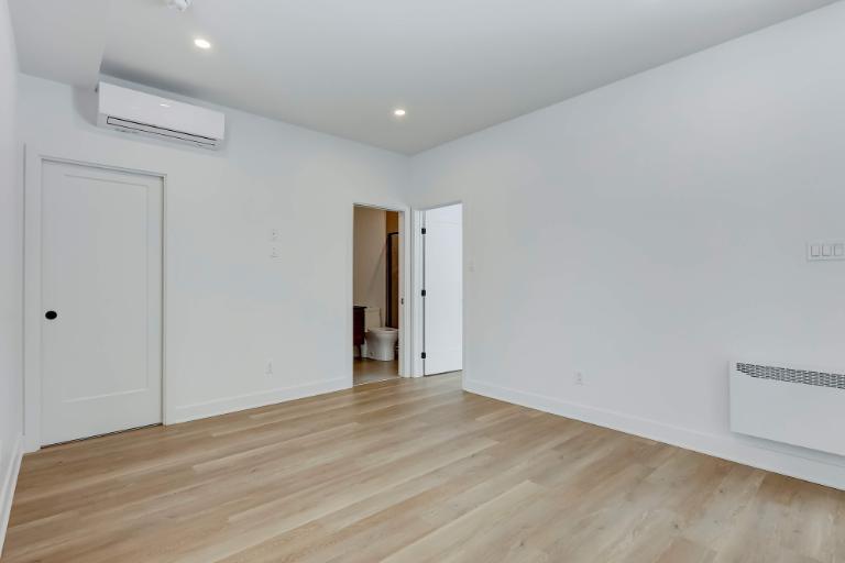 1 CH - 1 SDB - Longueuil - $1,950 /mo | 3183750