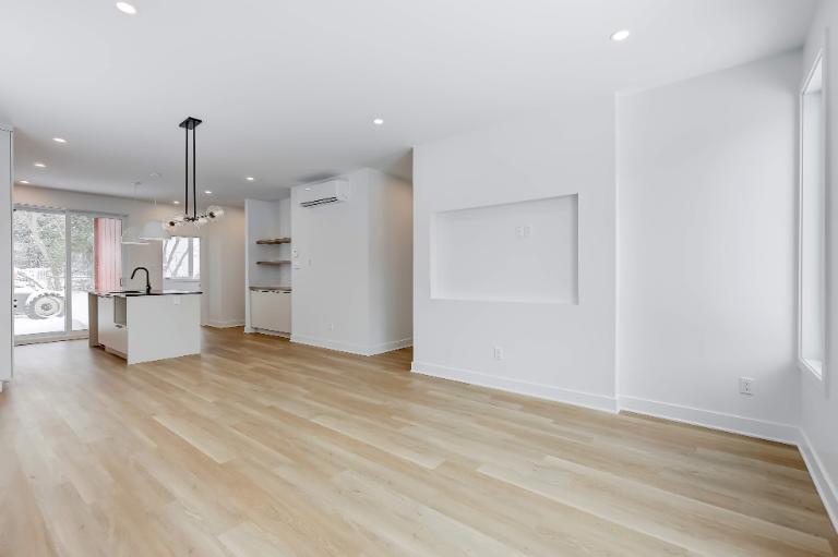 3 CH - 1 SDB - Longueuil - $2,650 /mo | 3183759