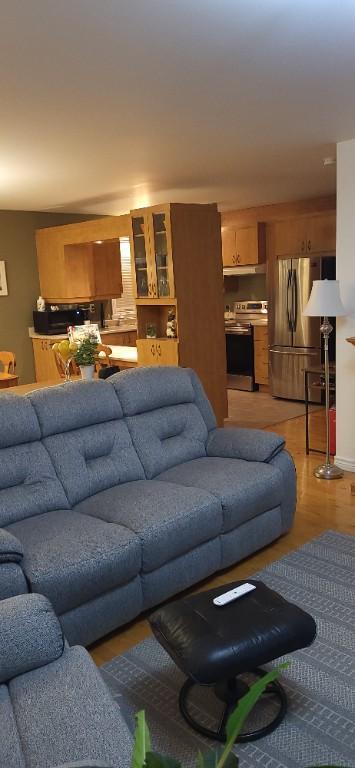 Appartement 4 1/2 situé au 2e étage | 3184016