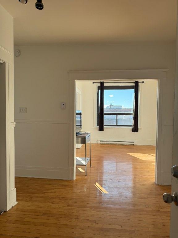 Grand 3 1/2 — Immeuble tranquille avec cachet — Disponible 1er décembre | 3184020