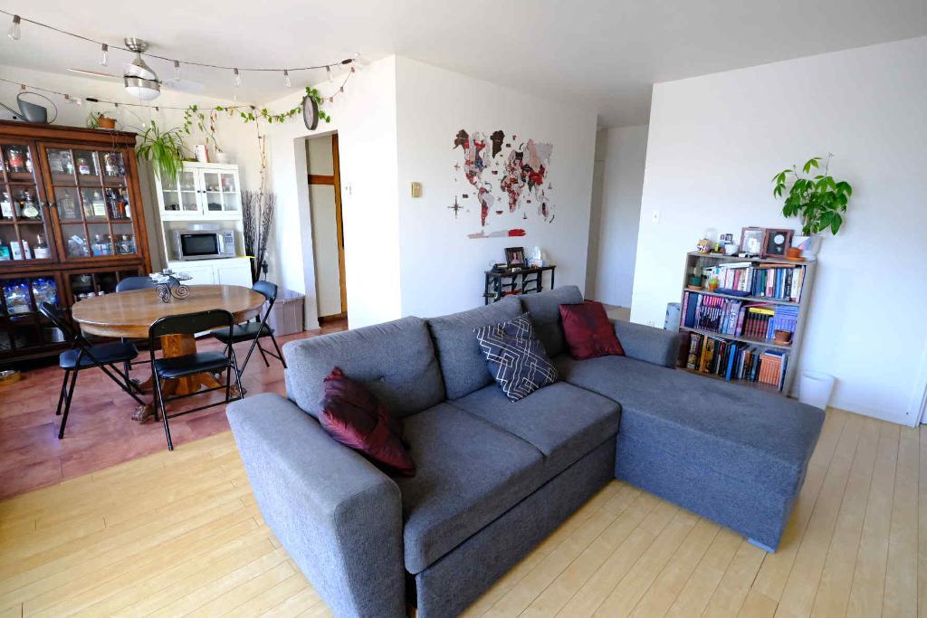 GRAND 4 1/2 ** DÉCEMBRE/JANVIER ** À PIED MÉTRO MONTMORENCY + BEAU SECTEUR + ENDROIT PAISIBLE + LAISSEZ-MOI VOTRE NOM ET TÉLÉPHONE | 3184033