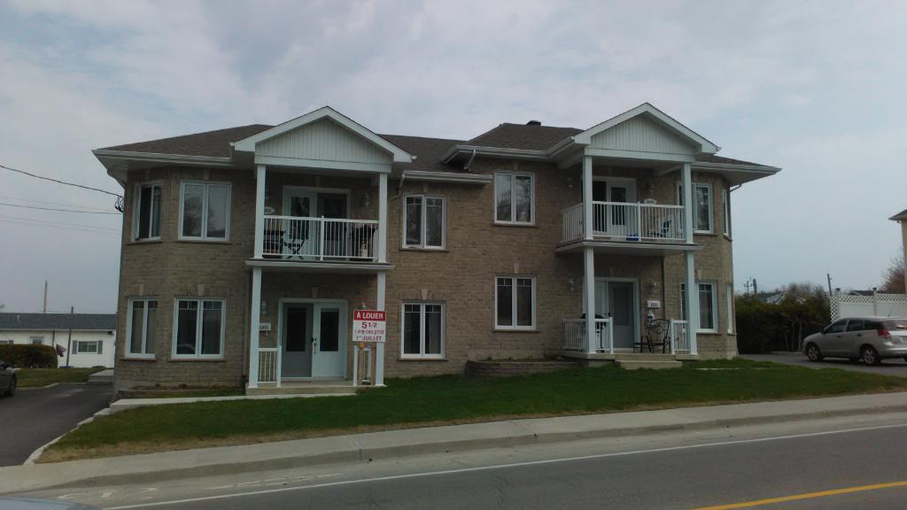 Beau grand 5 1/2 Fleurimont | 3184034