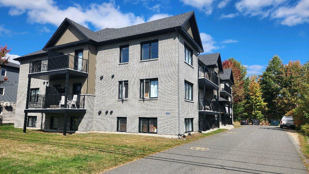 5 1/2 à louer immédiatement | 3184036