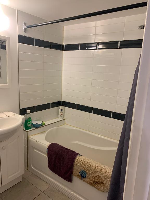 3 1/2 à louer à 9 mins du REM Bois-Franc | 3184428