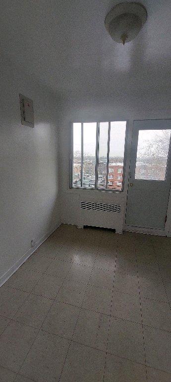 Grand 3 1/2 a louer | 3184894