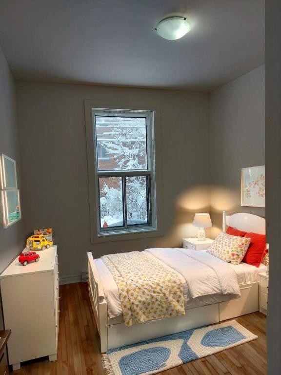 2 CH - 1 SDB - Montréal - $1,210 /mo | 3185308