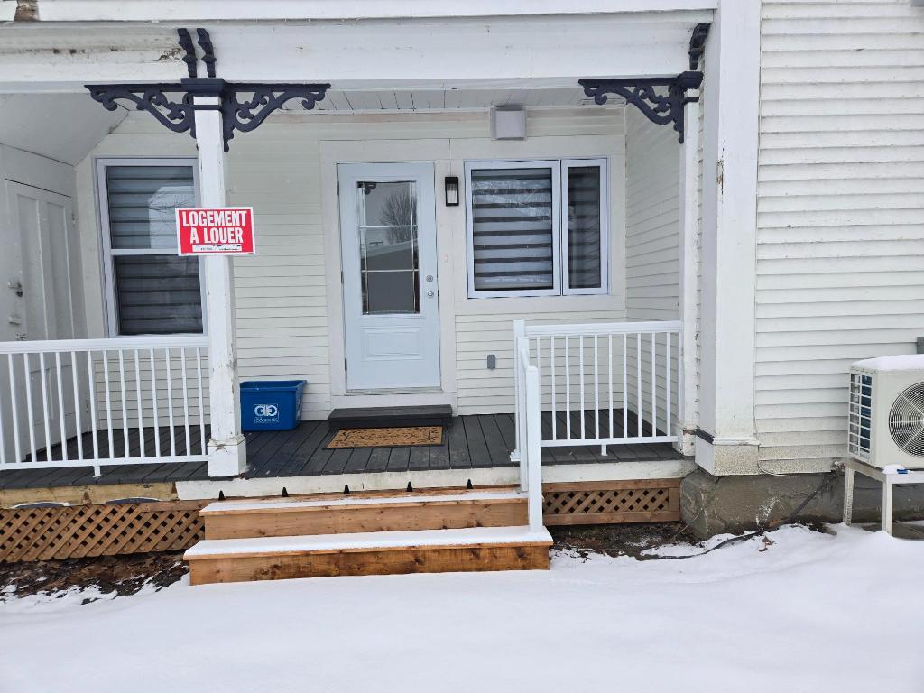 4 1/2 apartment a cookshire | 3185399