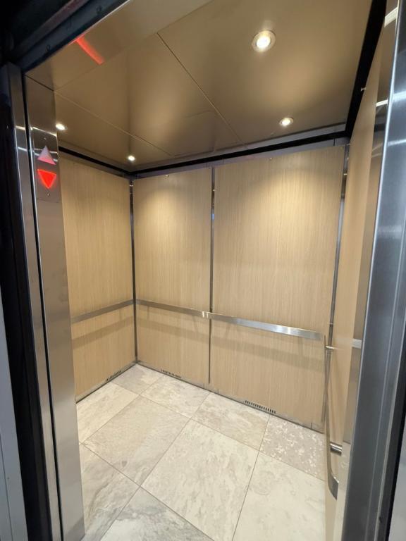 3-1/2 de 960 pc ***TRÈS SPACIEUX, À VOIR ABSOLUMENT*** | 3185407