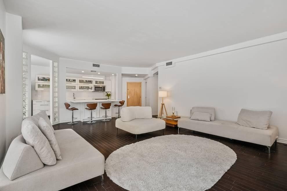 Condo à louer | 3185408