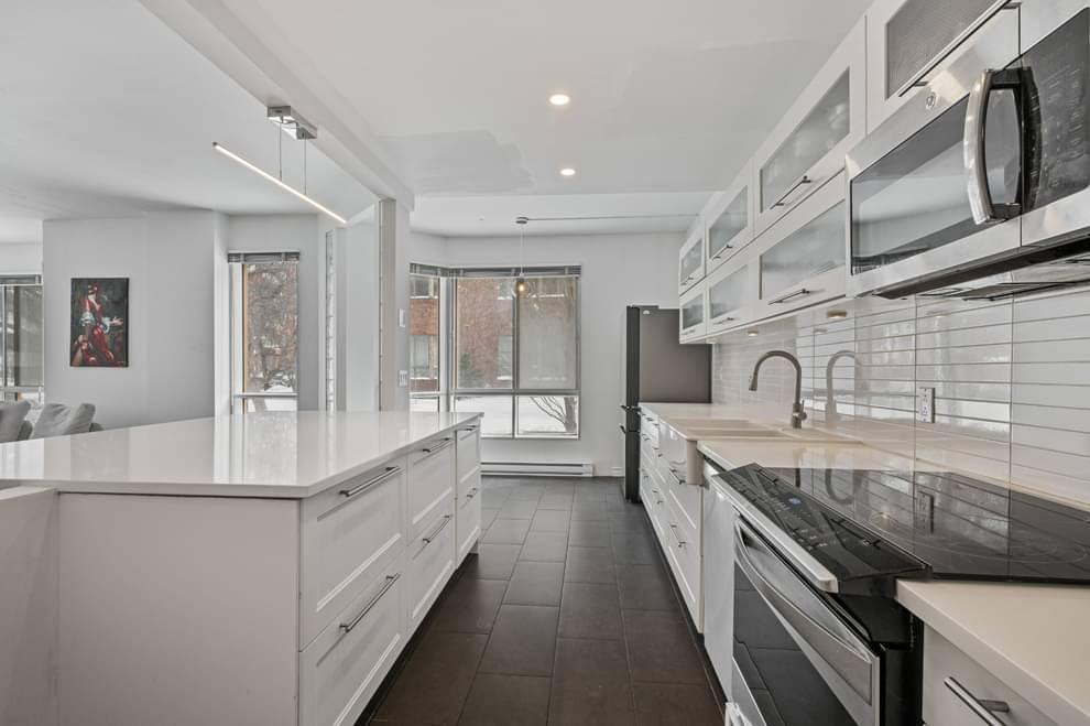 Condo à louer | 3185408