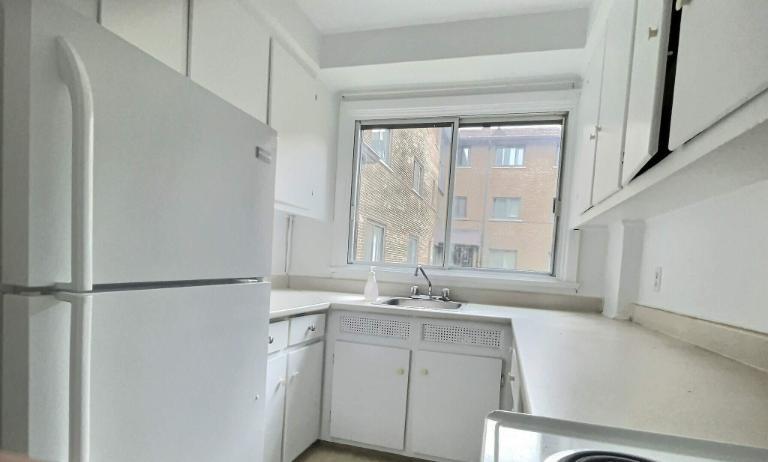 2 CH - 1 SDB - Dorval - $1,395 /mo | 3185711