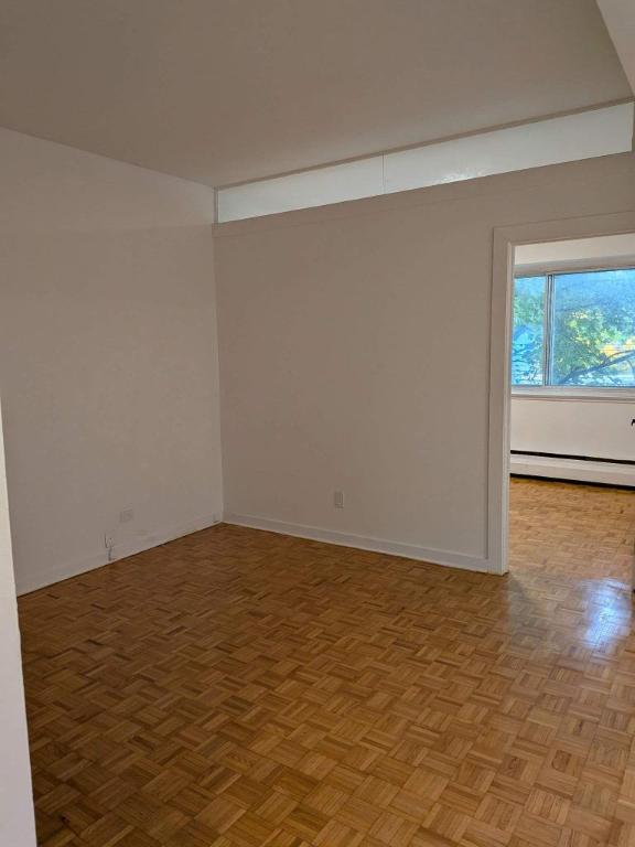 2 CH - 1 SDB - Dorval - $1,600 /mo | 3185735