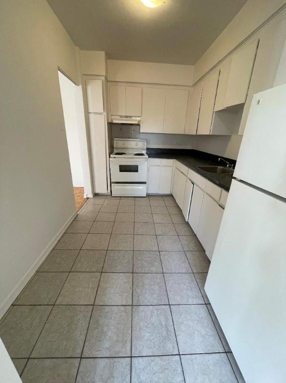 2 CH - 1 SDB - St-Laurent - $1,645 /mo | 3185746