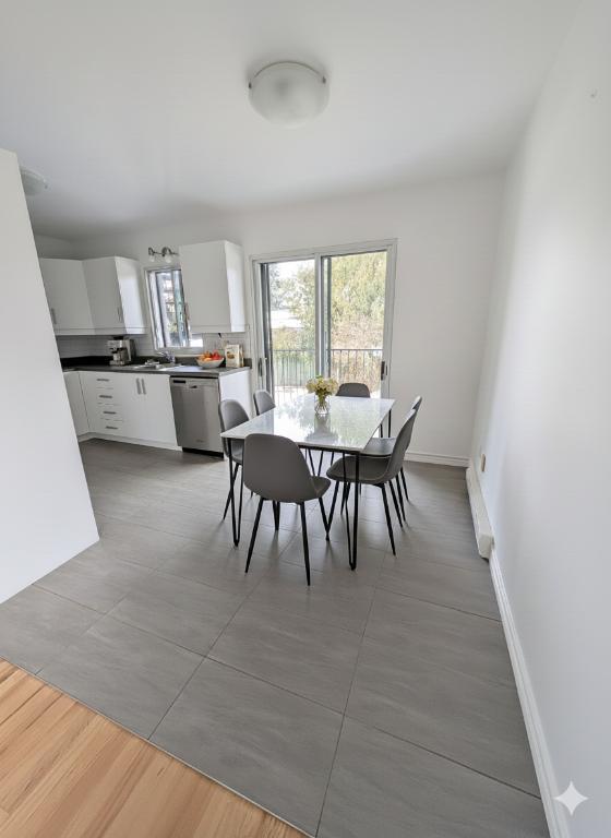 5½ à louer Sainte-Rose, Laval | 3186114