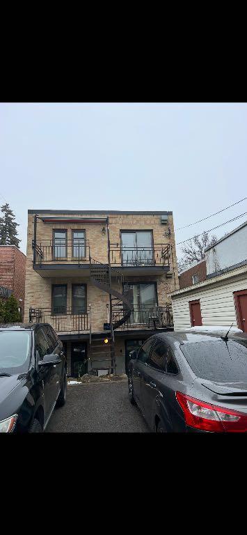 Condo à louer | 3186116