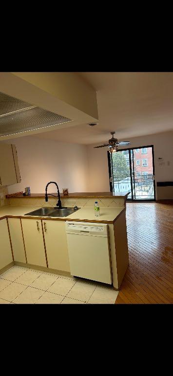 Condo à louer | 3186116