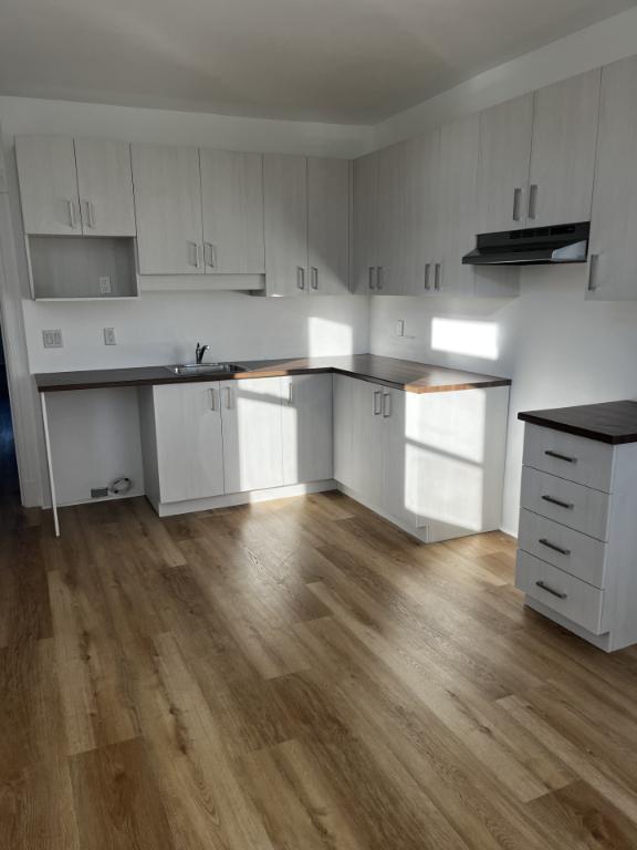 Beau 6 1/2 à louer à Verdun | 3186280