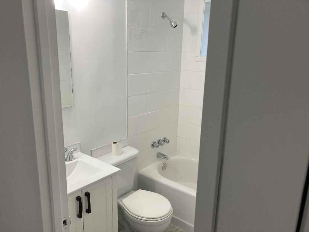 LONGUEUIL , 4 1/2 SECTEUR COLLECTIVITE NOUVELLE TOUT RENOVÉ | 3186790