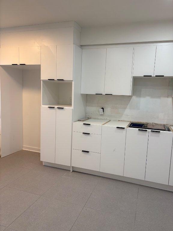 À louer appartement 4-1/2 non chauffé 3e étages | 3186793