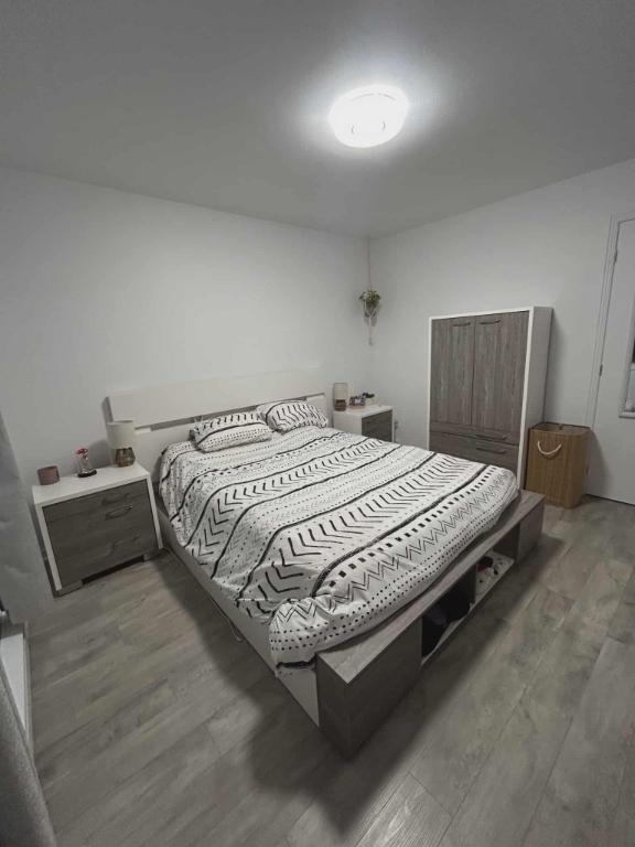 logement 4-1/2 a louer, 193, 2e rue a Louiseville. 925$ | 3187137