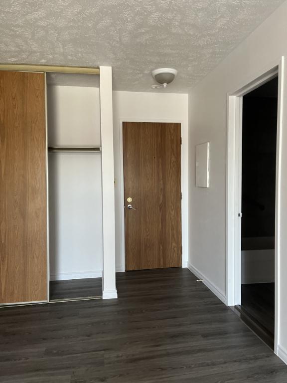 Granby 3 1/2 libre immédiatement Pas animaux Non Fumeur 55 ans Plus | 3187138