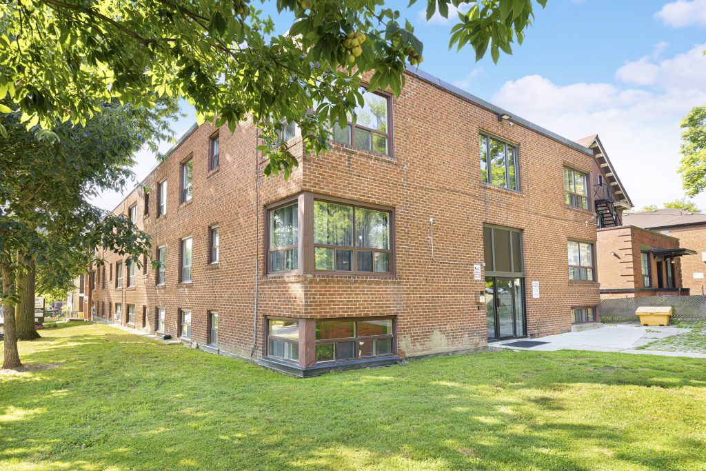 Albert Apartments | 3187182