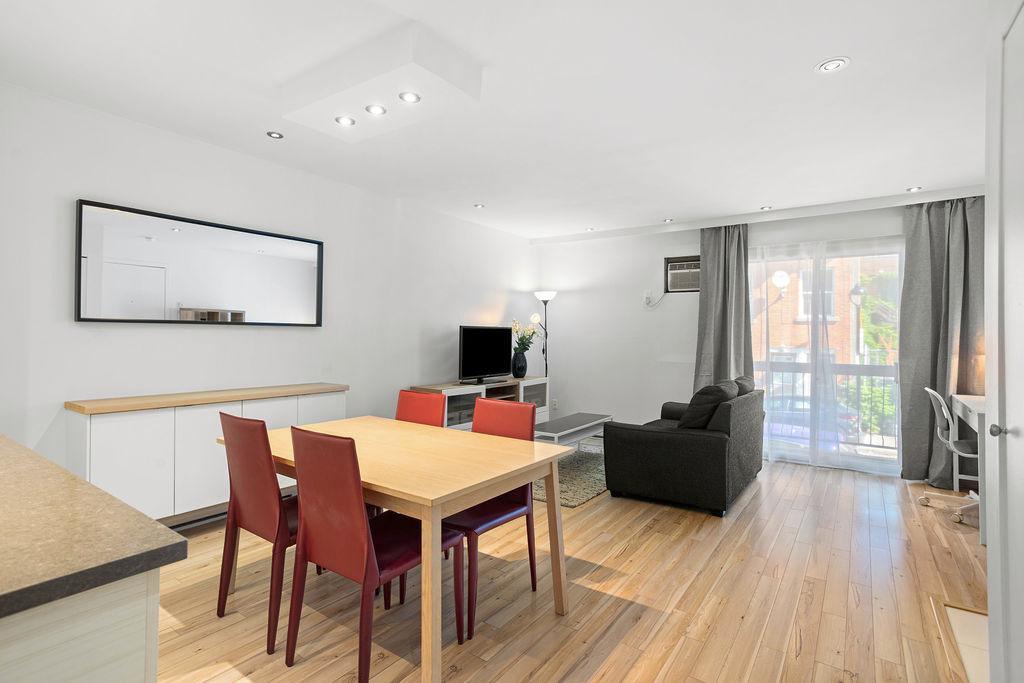 Beau 3 1/2 Meublé Central Berri-UQAM | 3187301