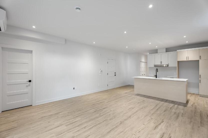 Nouveau 5 1/2 à louer — à deux pas du R.E.M. Deux-Montagnes! | 3187307