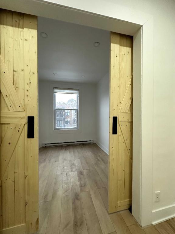 📍 3 1/2 rénové à louer – Rosemont–La Petite-Patrie (H2G 2R8) | 3187636