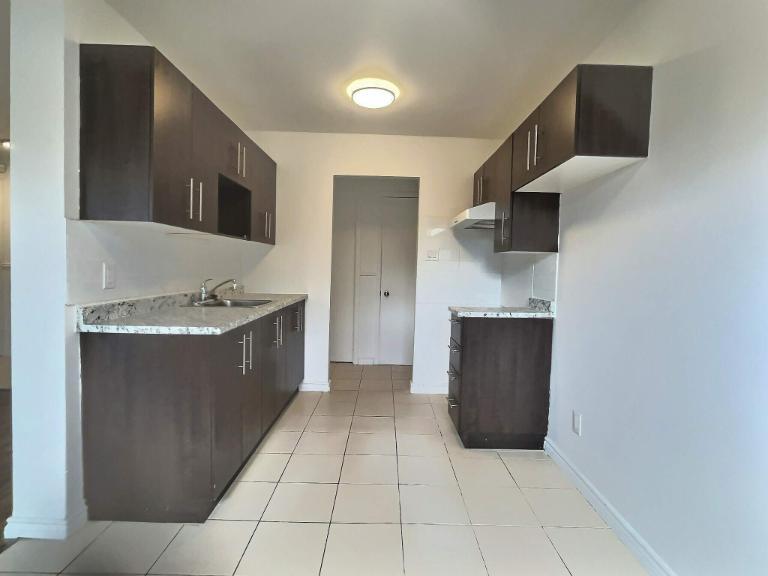 2 CH - 1 SDB - Longueuil - $1,325 /mo | 3187638