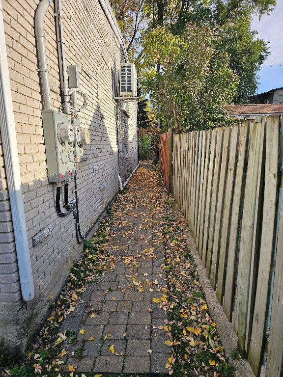 Rez de Chaussé de maison avec garage et grande cour | 3187904