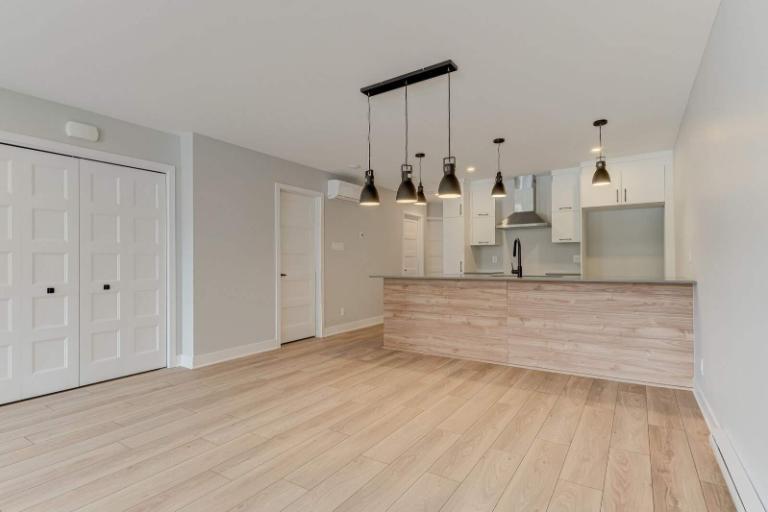 2 CH - 1 SDB - Granby - $1,600 /mo | 3188073