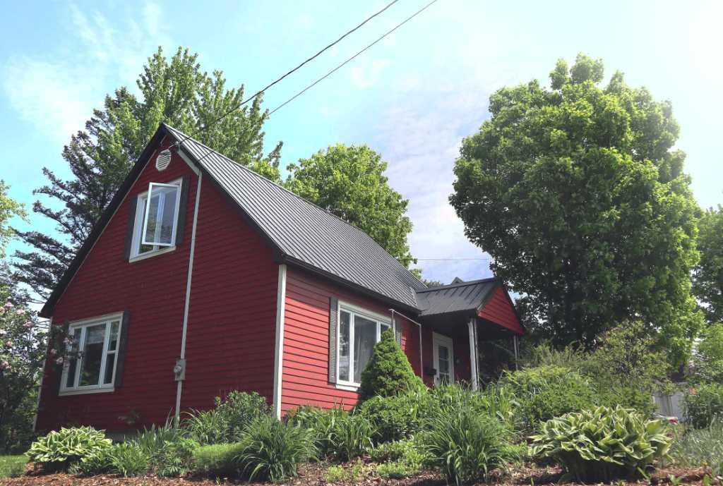 Maison au centre-ville de sherbrooke | 3188453