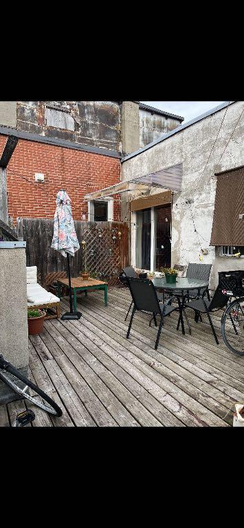 Un beau unique style de 5 1/2 presqu'a 1200pc, plein cœur sur de la promenade Masson avec une grande terrasse privée à l'arrière incluant un cabanon. | 3188454