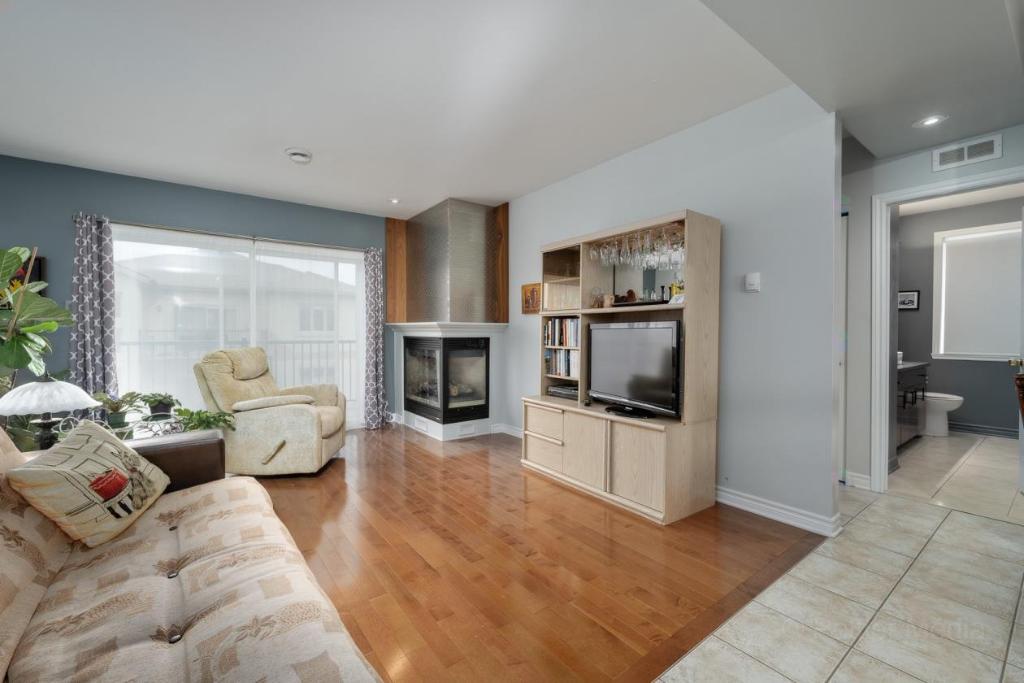 4 1/2 semi-meublé au dernier étage Vaudreuil-Dorion - appartement / logement à louer | 3188458