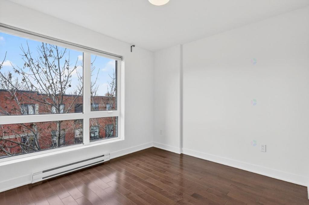 Projet Iberville 99 - Grand 4 1/2 semi-meublé - Libre ! Montréal La Petite-Patrie - appartement / logement | 3188508