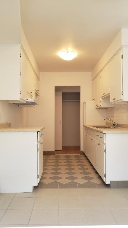 3 1/2 Rénové Chauffé/Eau Chaude/Entrée Laveuse et Sècheuse 1 AVRIL 2026 | 3188837