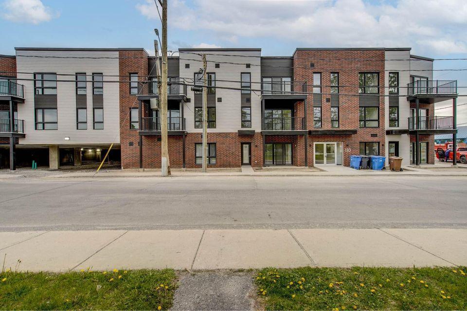 PROMO 1 mois gratuit Alphonse-Desjardins: Électroménagers inclus, Internet inclus ! Récent 3 1/2 | 3188844