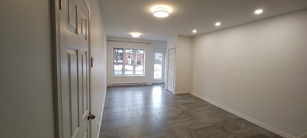 3 1/2 (disponible maintenant), 336, St-Viateur, Joliette | 3188846