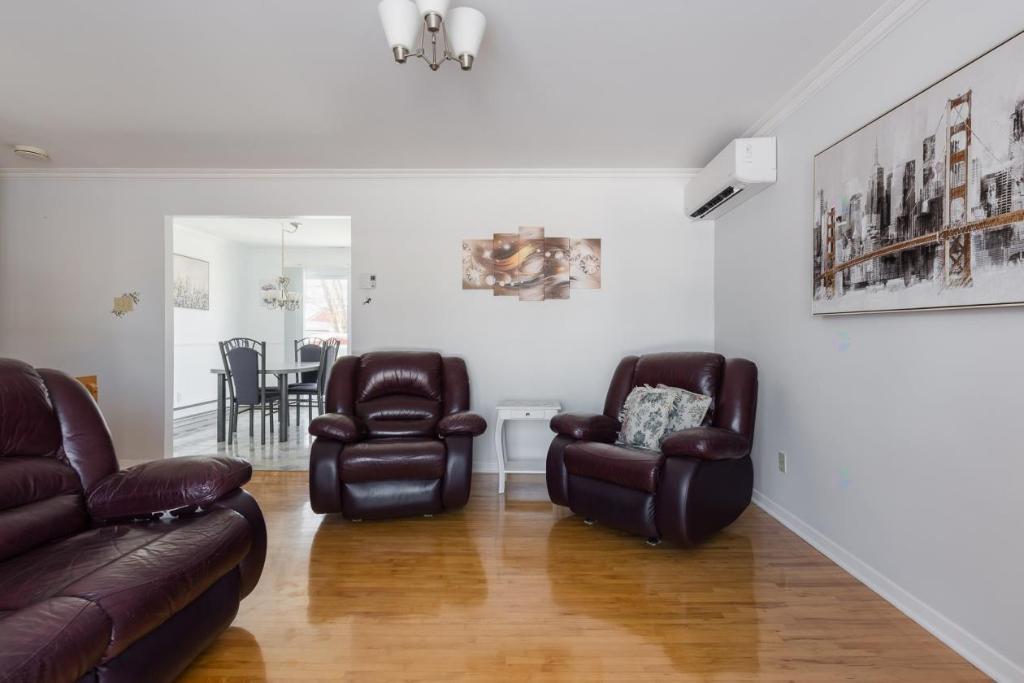 Grand 4 1/2 à louer ( Maison rez de chausée) | 3188874