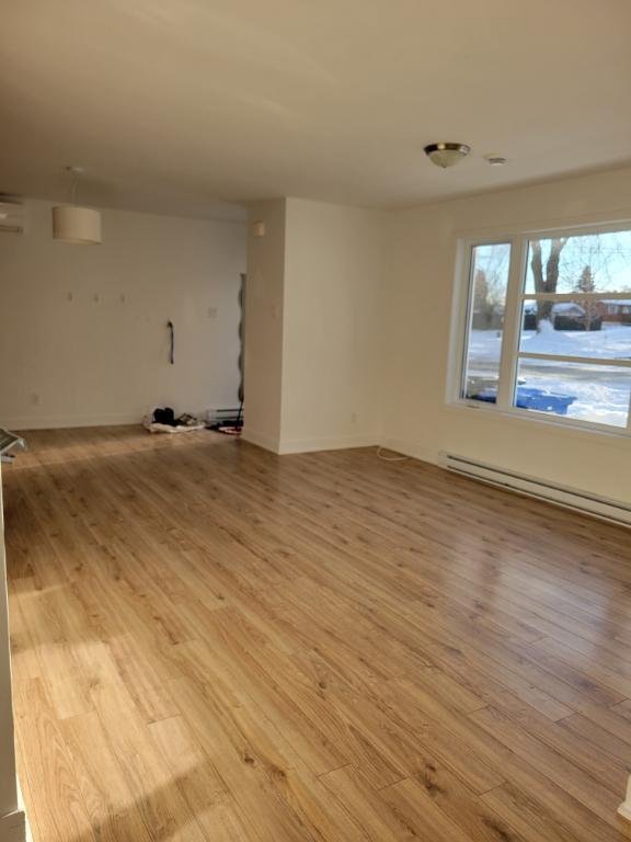 Appartement de 2 chambres et 1 salle de bain | 3189776