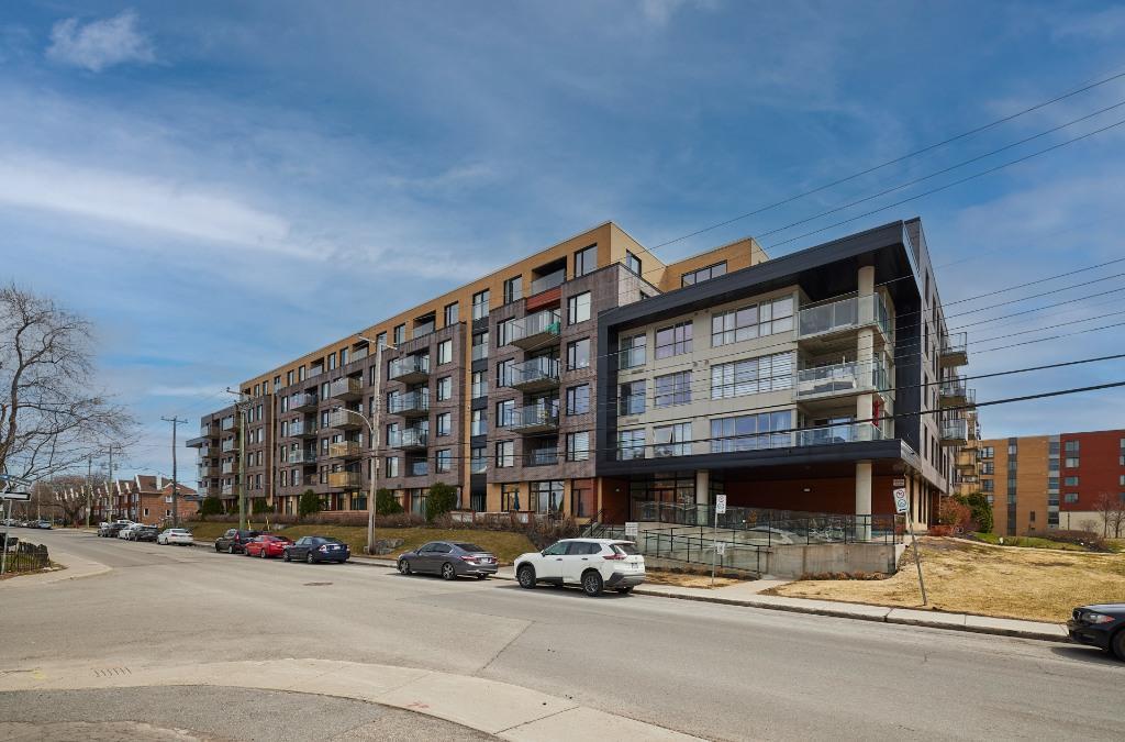 **Condo 4 1/2 à partir du 13 décembre 2025, Loyer : 1 990$/mois** | 3189867