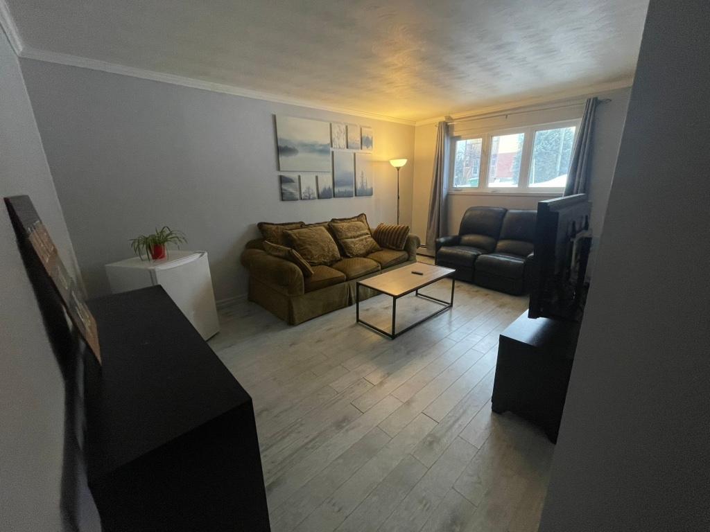 4 1/2 à pied de l'UdeS | 3190171