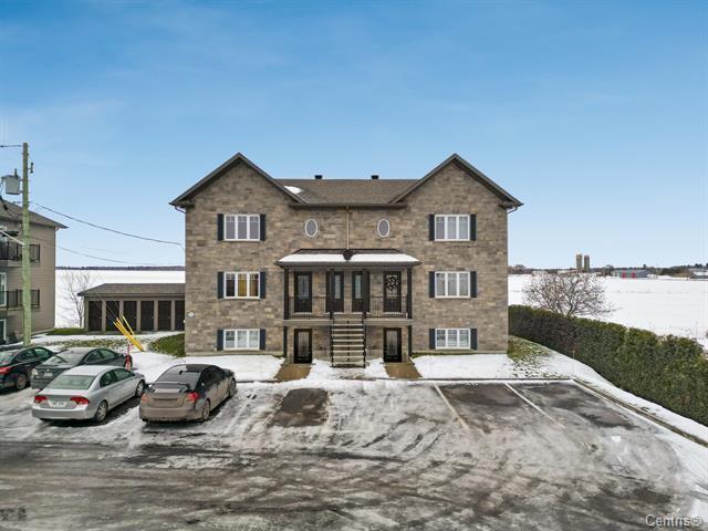 Appartement à louer 4 1/2 | 3190188