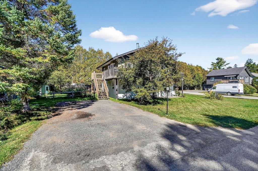 Appartement 4 1/2 à louer Saint-Sauveur | 3190586