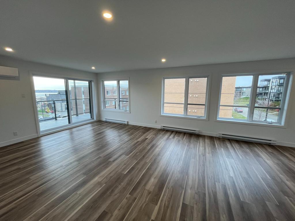 Grand 5 1/2, ANIMAUX ACCEPTÉS, Libre le 1er juillet | 3201928