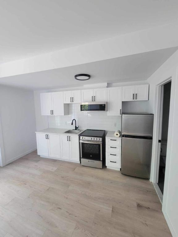 Beau logement 3 1/2 a loué, libre 1er Janvier. Montreal (Pointe-Aux-Trembles) | 3190859