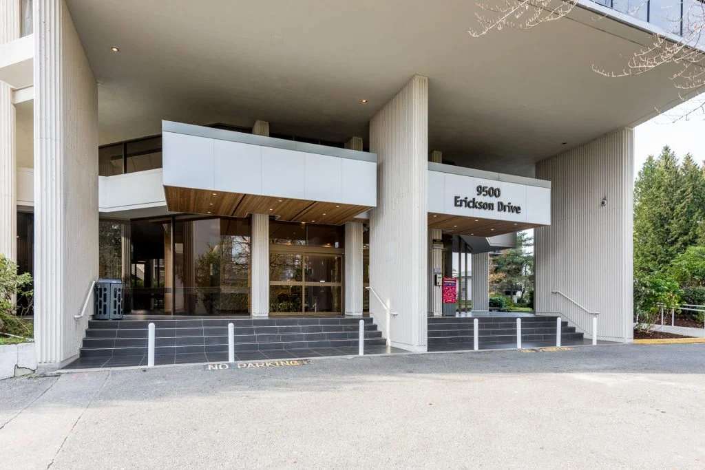 Tower East | 3190934