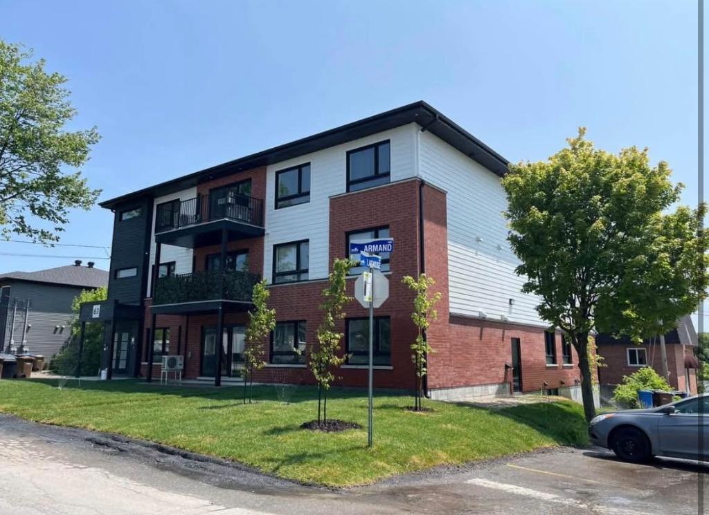 Beaux 4 1/2 NEUFS, quartier tranquille, dès maintenant; Rue Armand | 3191128